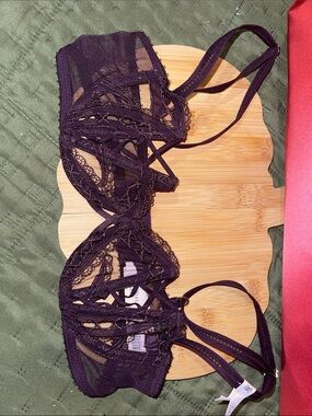 Victoria's Secret Lace Unlined Bra - Plum